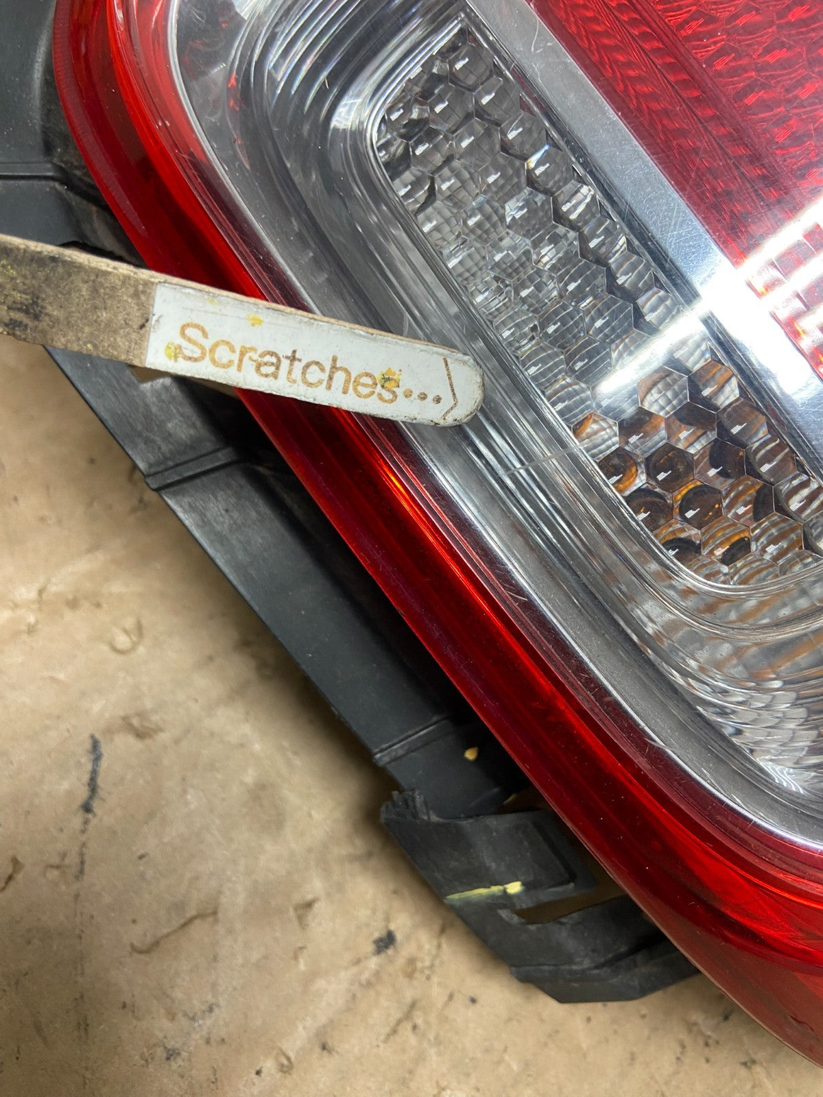 No Led Trim 2013-2015 Chevrolet Malibu Right Passenger Side Tail Light AI9269 LK3