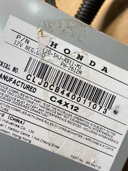 2005-2006 Honda Odyssey Information Display Screen 39810-SHJ-A010-M1 AE4572 DG6