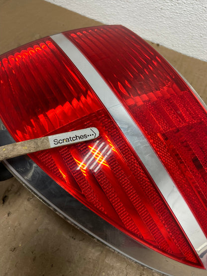 2007 to 2010 Saturn Outlook Right Passenger RH Tail Light OEM AC0059 LK3