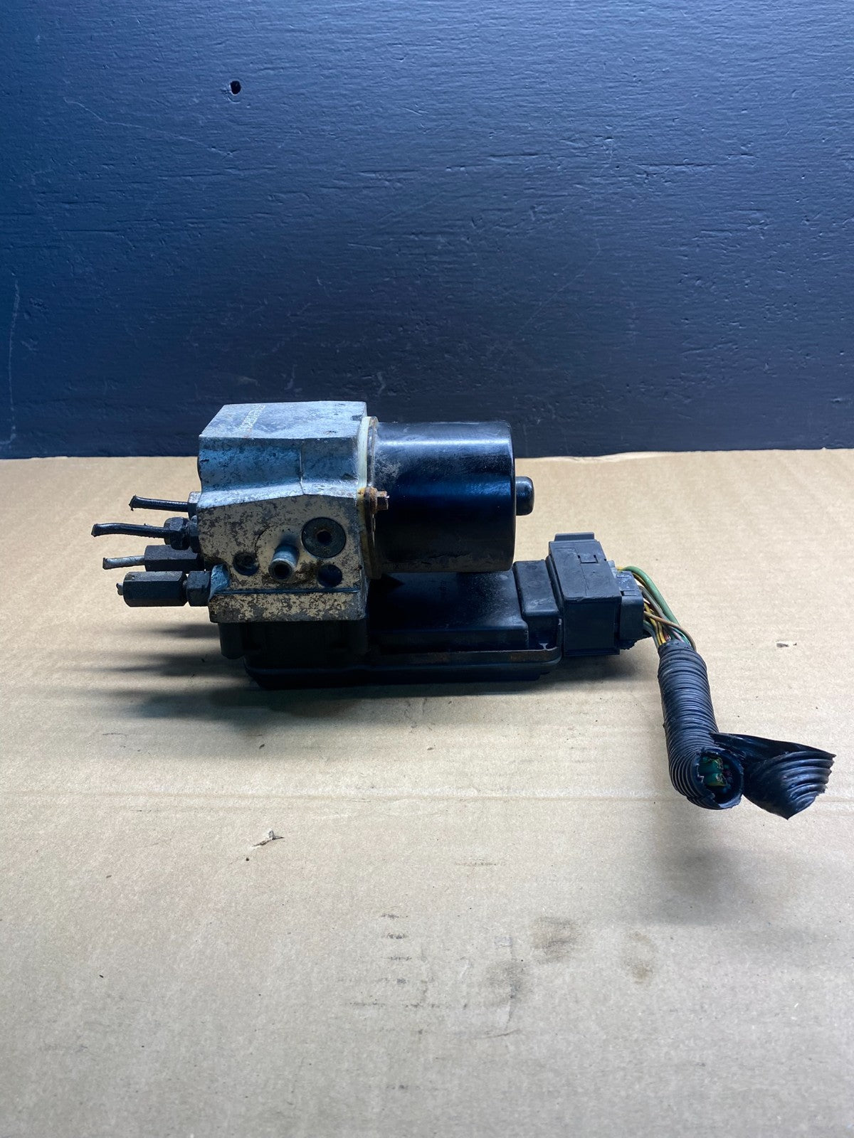 2003 2007 Ford E250 E350 Anti-Lock ABS Antilock Brake Pump ab7370 DG4