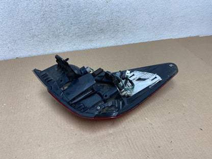 2010-2014 Subaru Outback Wagon Right Passenger Rh Side Tail Light AG5851 DW4