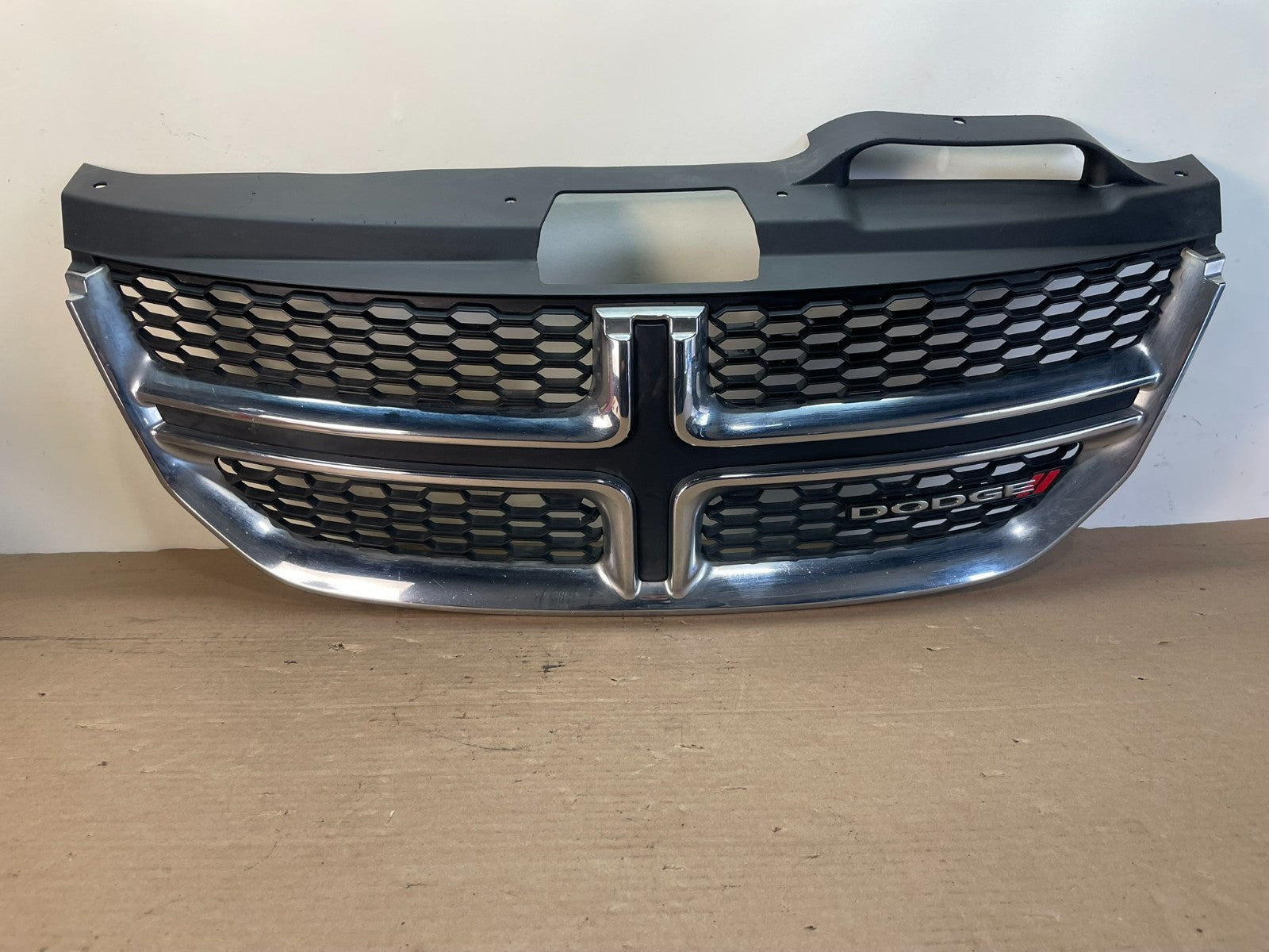 2011 to 2018 Dodge Journey Front Upper Chrome Grill Grille AF8516 DG0
