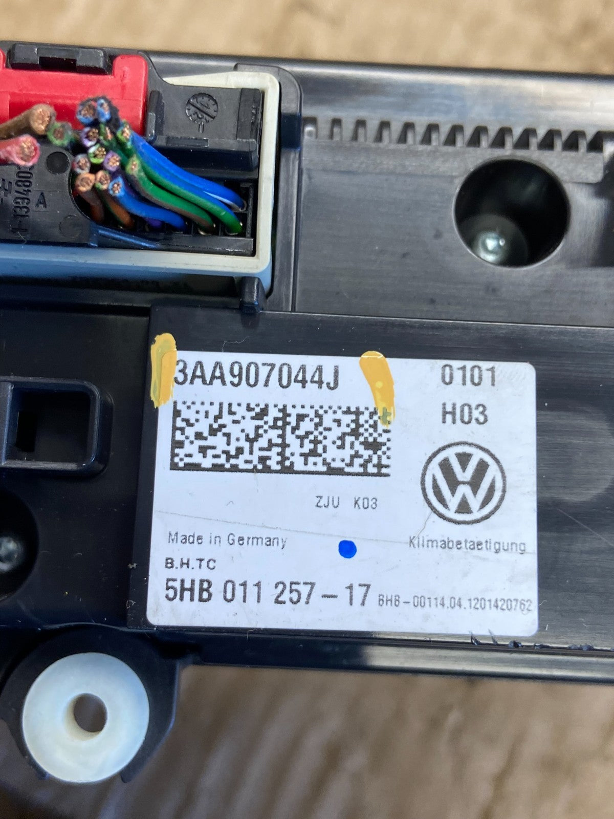 2009 - 2011 Volkswagen CC Center Climate Control Panel AC Heater ab5735  DG5
