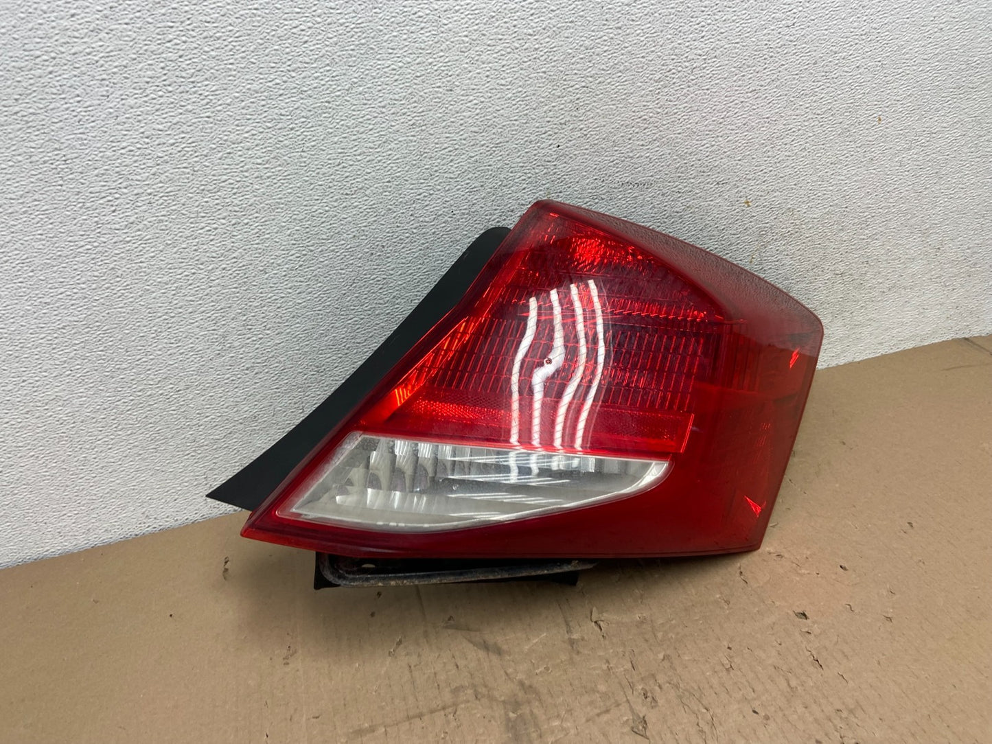 2011 to 2012 Honda Accord Coupe Right Passenger RH Side Tail Light ae8771 DG2