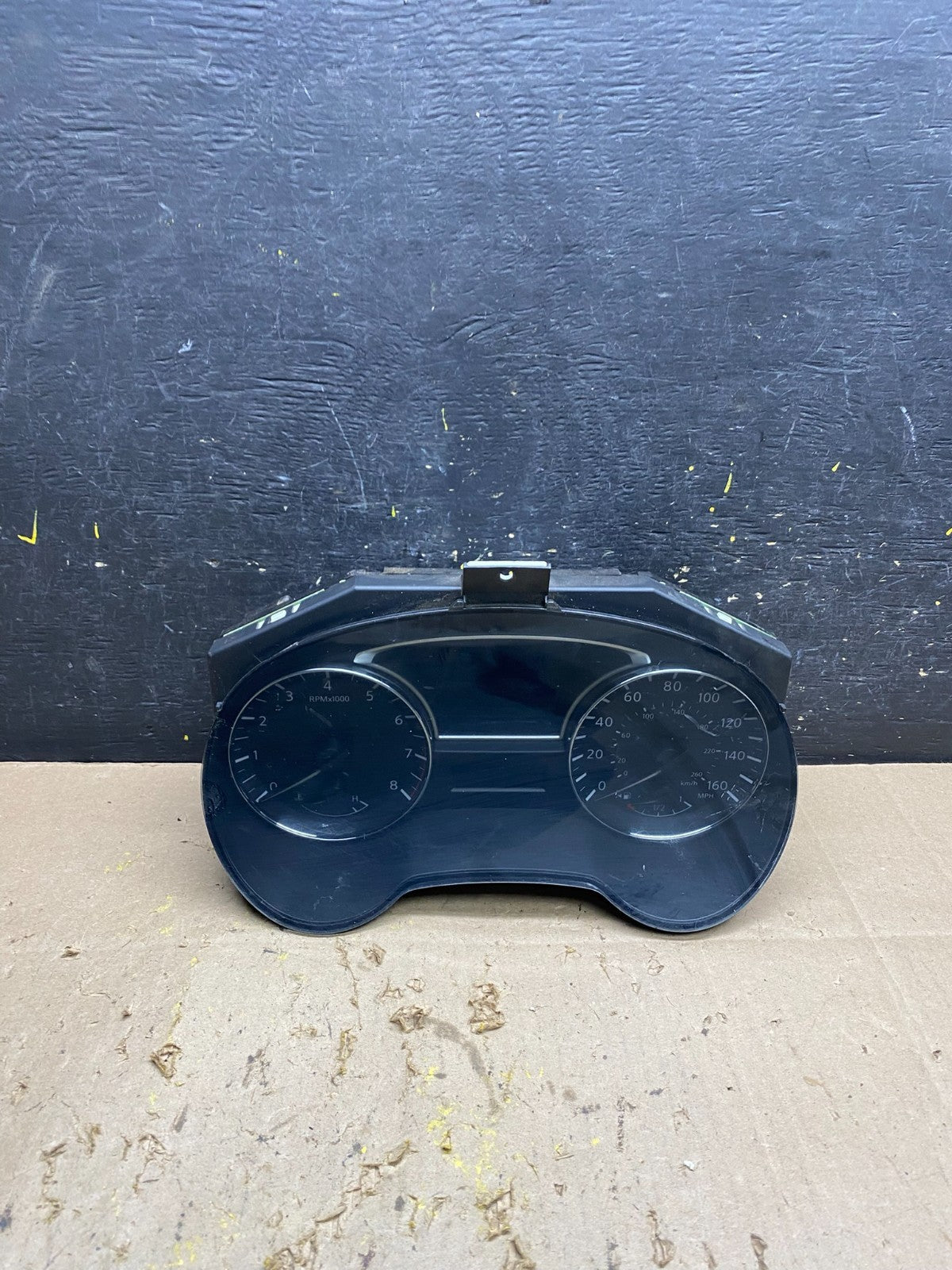 2013 to 2016 Nissan Pathfinder Speedometer Cluster Gauge U5442 DG0