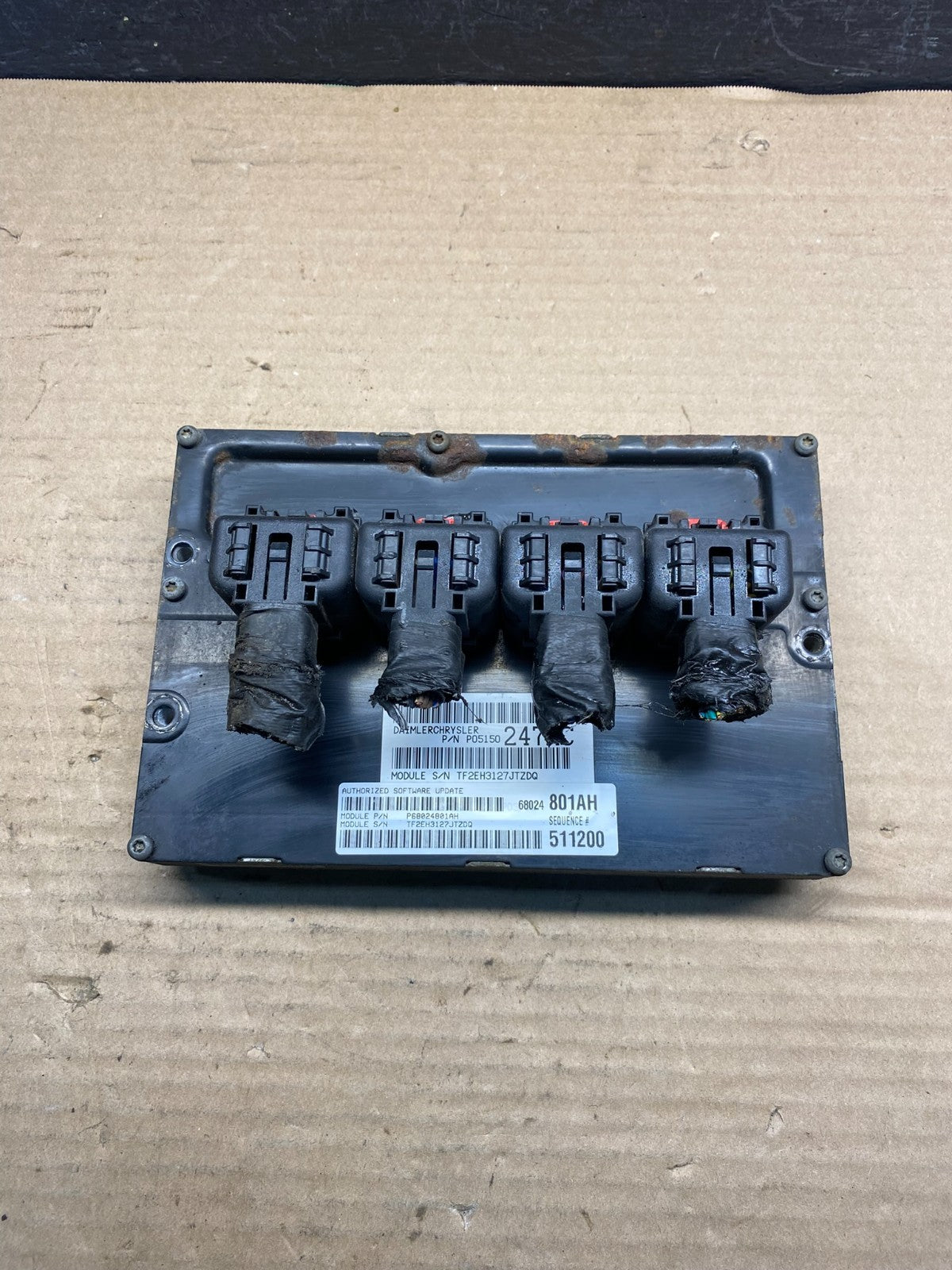 2008 - 2009 Dodge Caravan Engine Computer ECU ECM ae0132 DG0