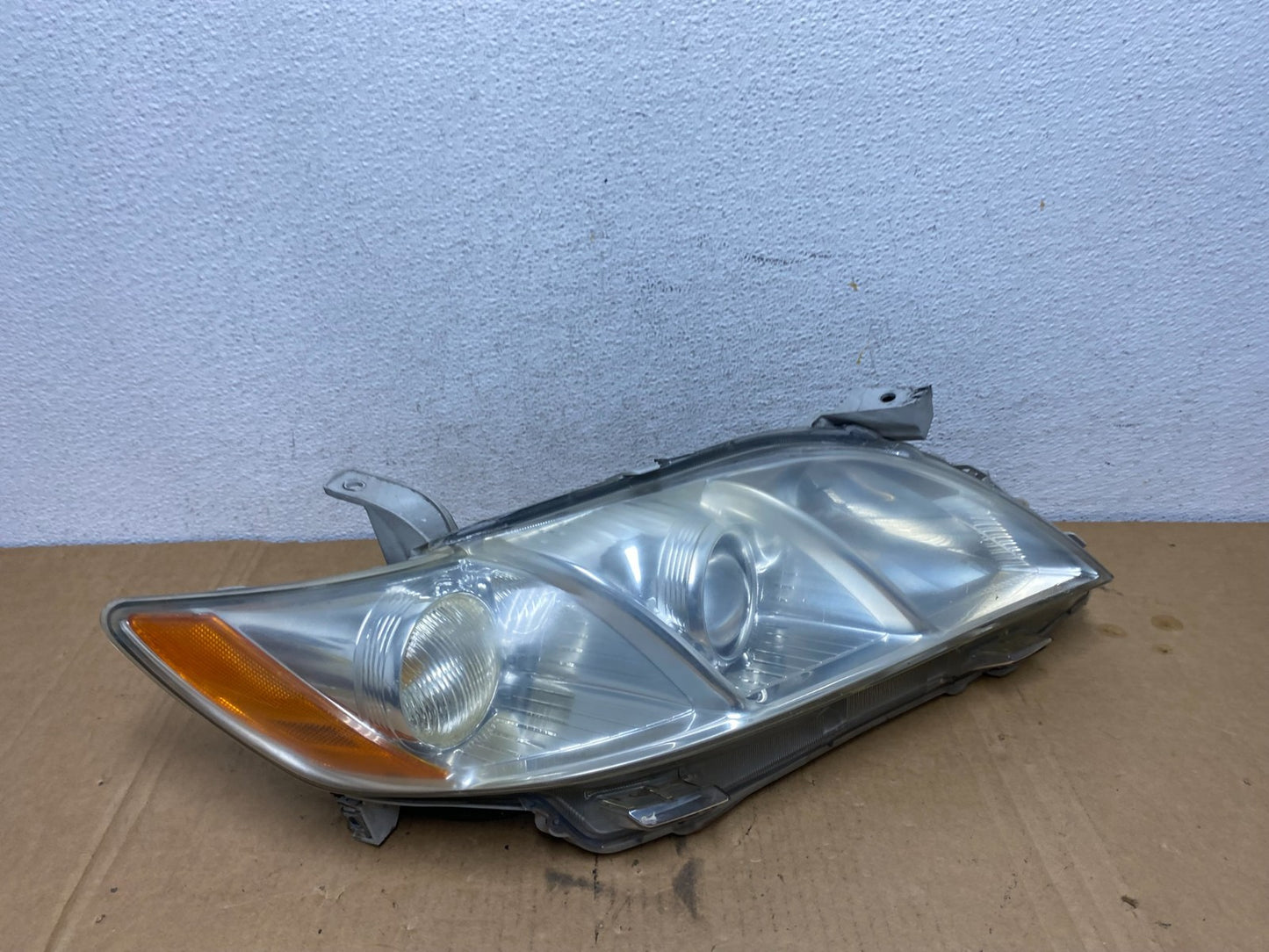 2007 - 2009 Toyota Camry Halogen Right Passenger Headlight AD2679 DW2