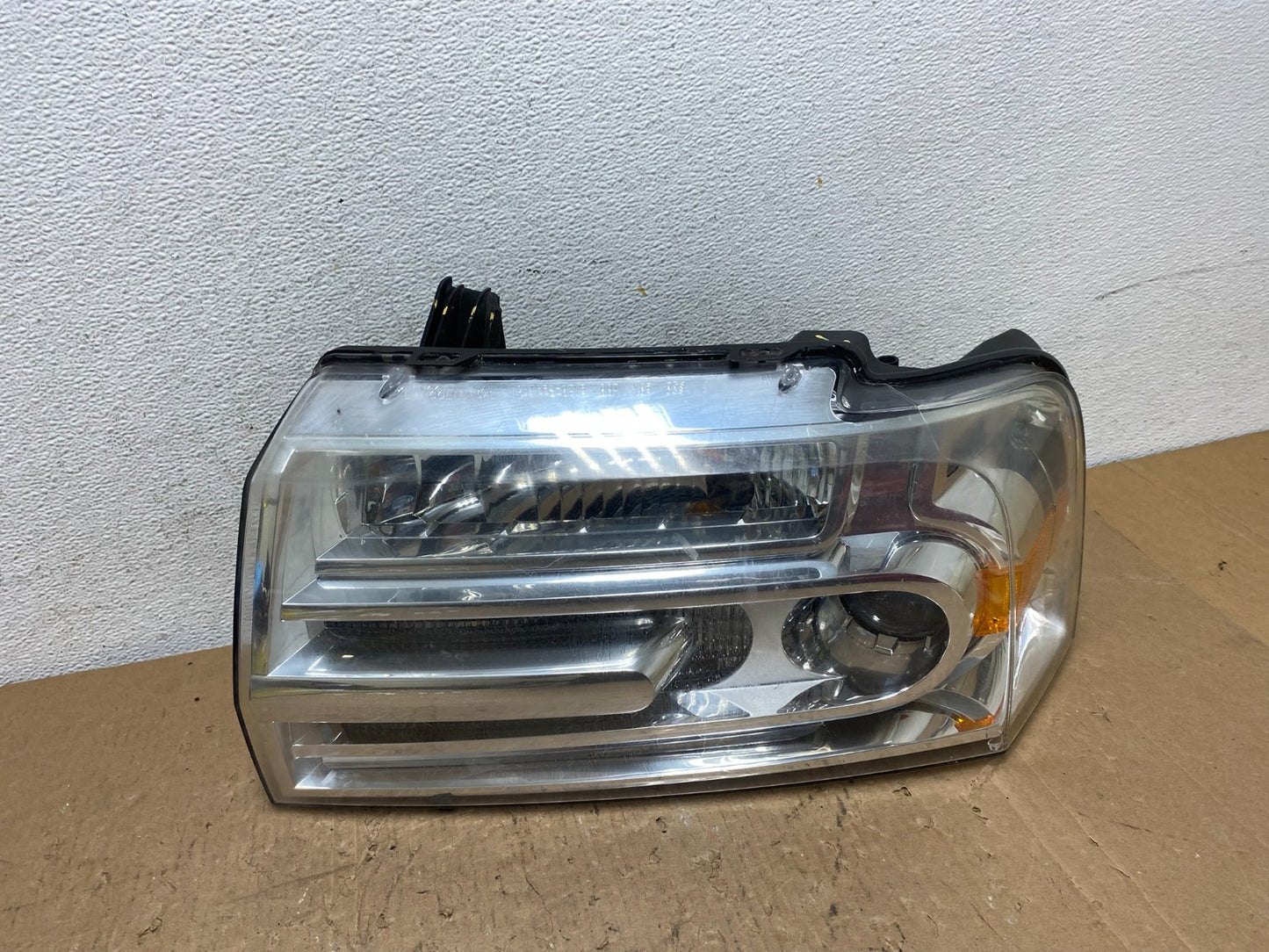 2007-2014 Lincoln Navigator Left Driver Lh Xenon HID Headlight AD8184 DW0