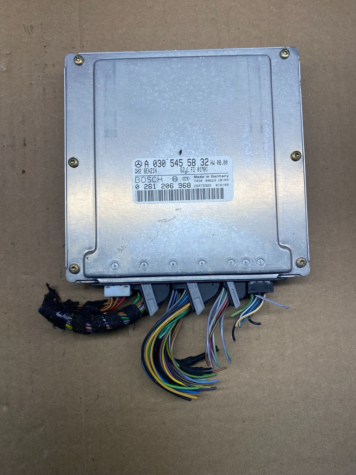 1998 - 2002 Mercedes E320 ABS ESP Control Module A0305455832 AF8982 DG0