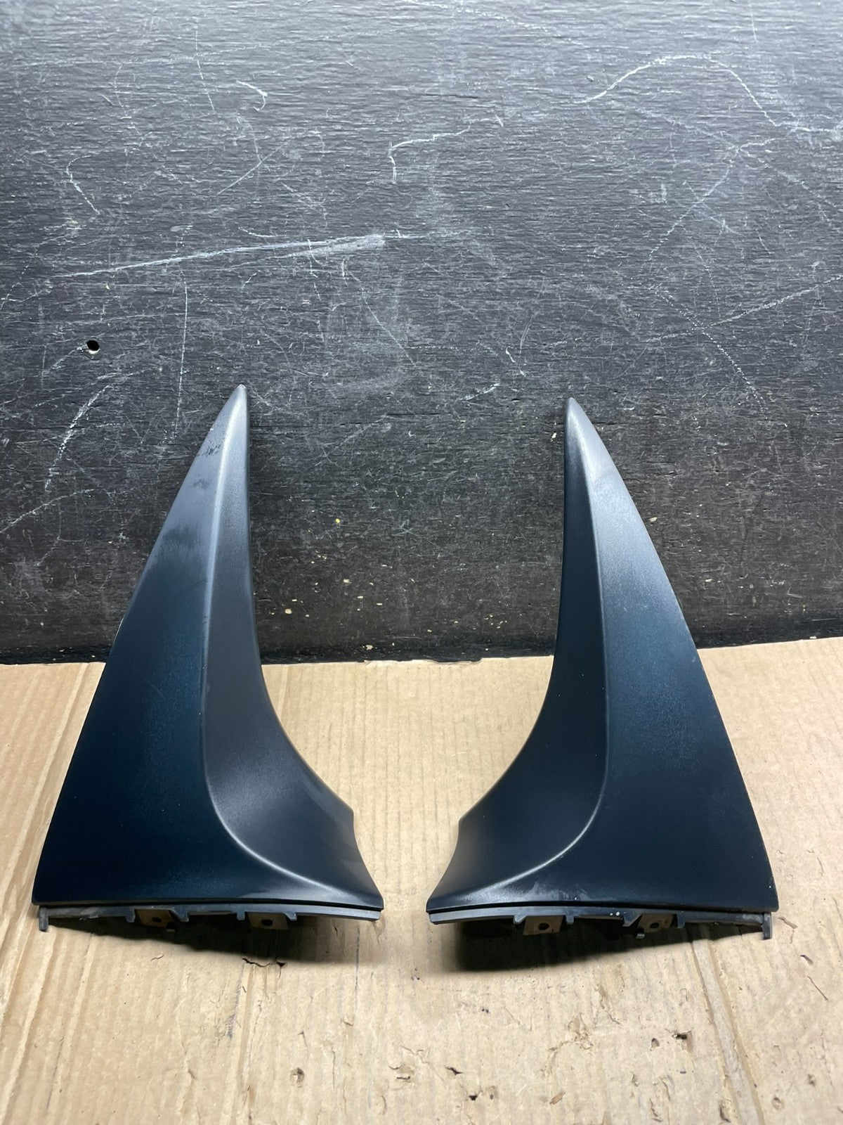 2013 to 2020 Nissan Pathfinder Rear Left+Right Set Spoiler Wing Oem X4513 DG0