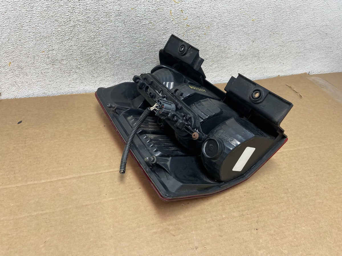 2008 to 2012 Jeep Liberty Right Passenger RH Side Tail Light AH3107 DW6