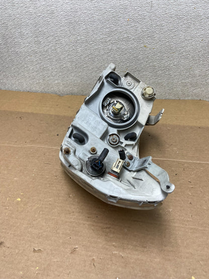 2007-2011 Chevrolet Aveo 5 Hatchback Right Passenger Headlight Halogen AB5180 DG8