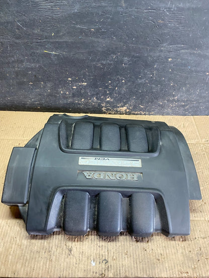 2005 to 2007 Honda Odyssey Black Engine Cover T9482 DG1