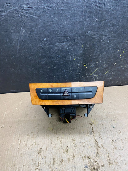 2006-2011 Mercedes W211 E350 E500 Center Console Switch Control Unit T8611 DG0