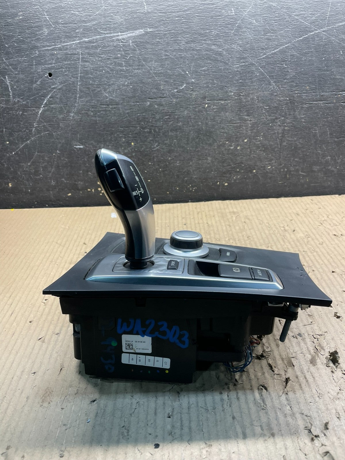 2007 to 2013 BMW X5 E70 Shift Shifter Selector Gear W/ Menu Switch  OEM X0922 DG4