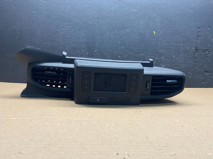 2020 to 2023 Ford  Explorer Console Radio Display Screen Air Vents L1855 DG Oem0