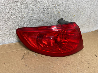 2007 - 2009 Hyundai Santa Fe Left Driver LH Side Tail Light AH8489 LK1