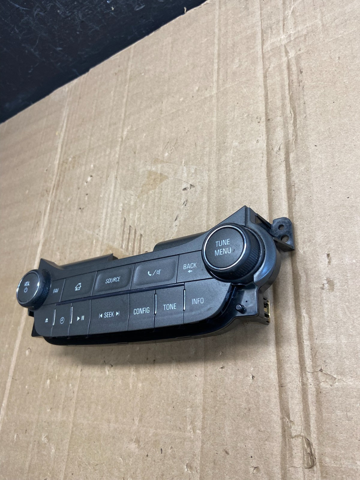 2013 2014 2015 Chevrolet Malibu AM FM Radio Control Panel AD7132 DG2