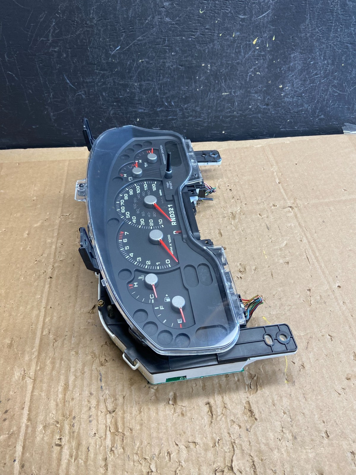 2004 2005 Ford Explorer Speedometer Cluster Gauge ad6918 DG1