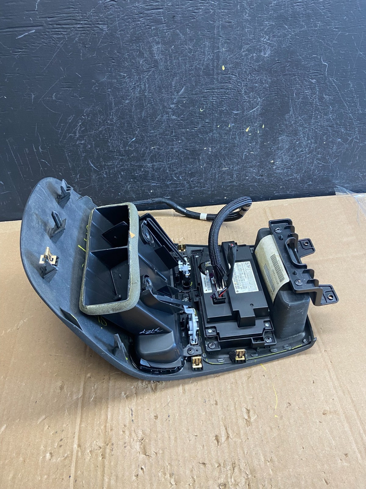 2011-2019 Dodge Journey 4.3 Radio Display Screen Bezel Trim Air Vents AD2265 DG3