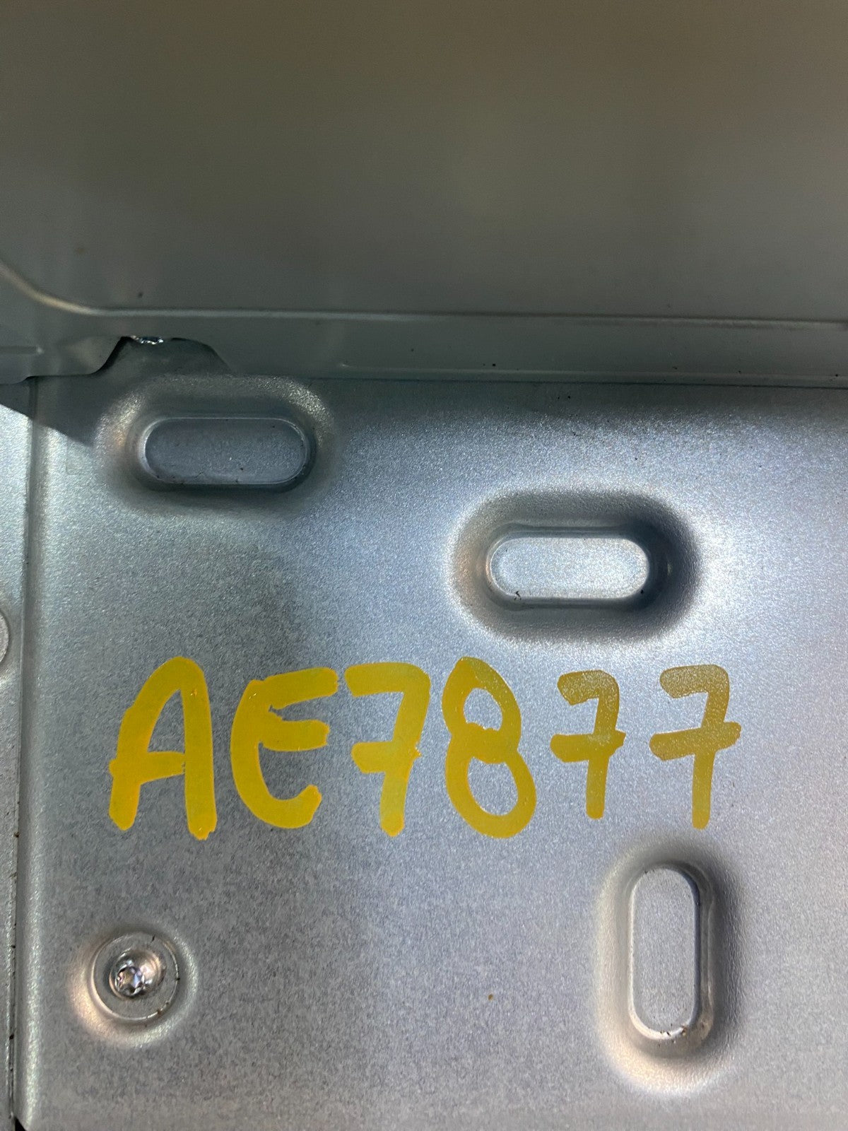 2012 to 2014 Volkswagen Golf GTI Radio CD Player Screen AM/FM ae7877 DG7
