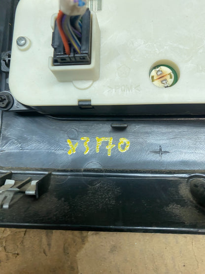 2001 2004 Dodge Dakota Speedometer Climate  Control Radio Panel Bezel X3170 DG11