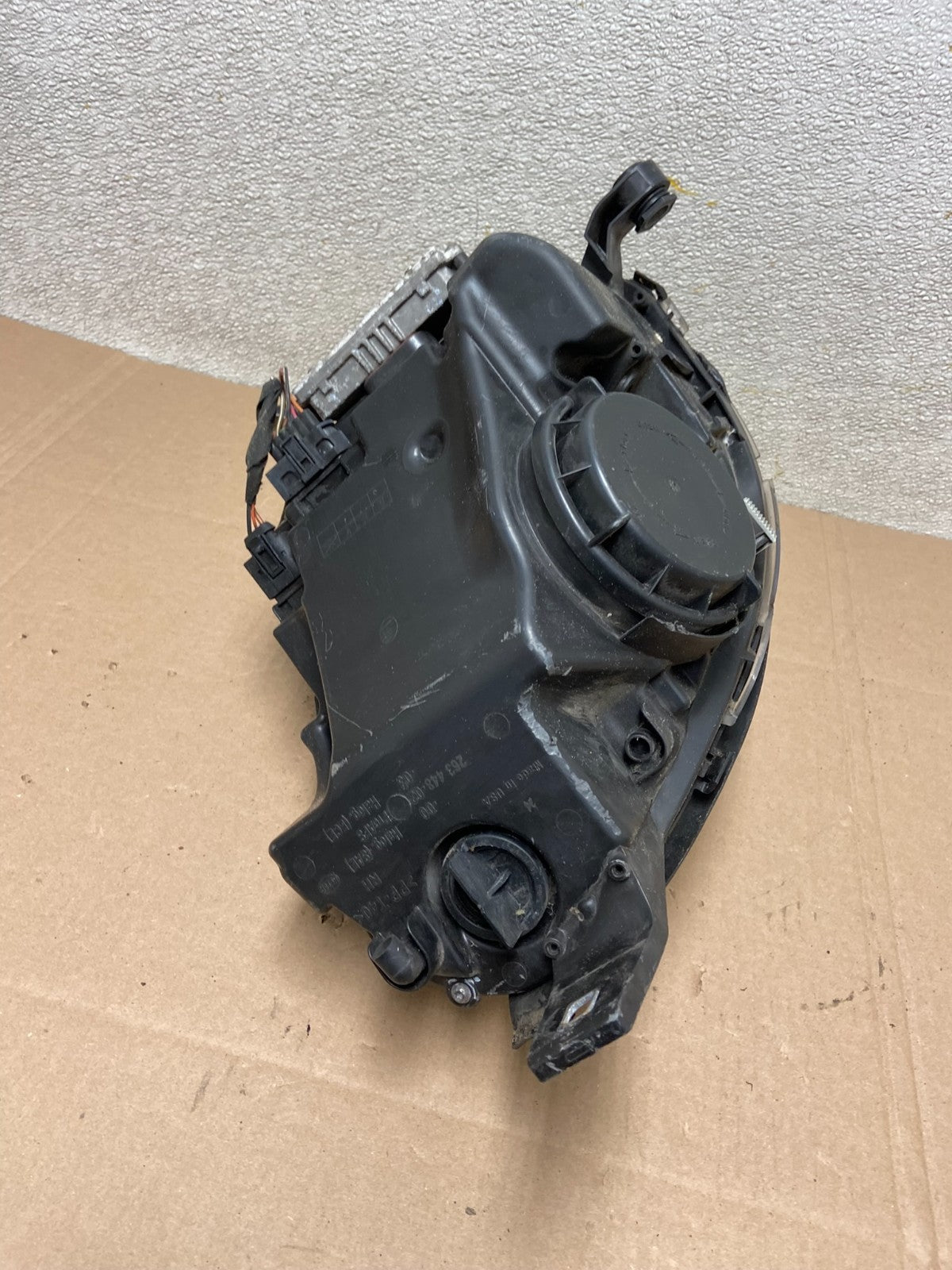 Xenon HID 2006 2010 Mercedes W251 R-Class Right Passenger Headlight OEM X9197 DW9