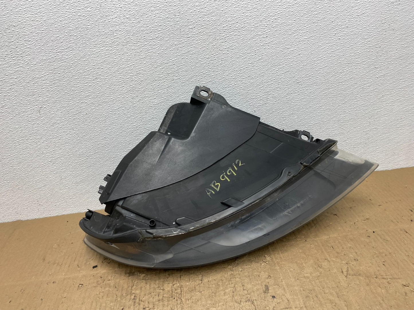 2007- 2009 Audi Q7 Left Driver LH Side Black Halogen Headlight Oem AB9912 DW7