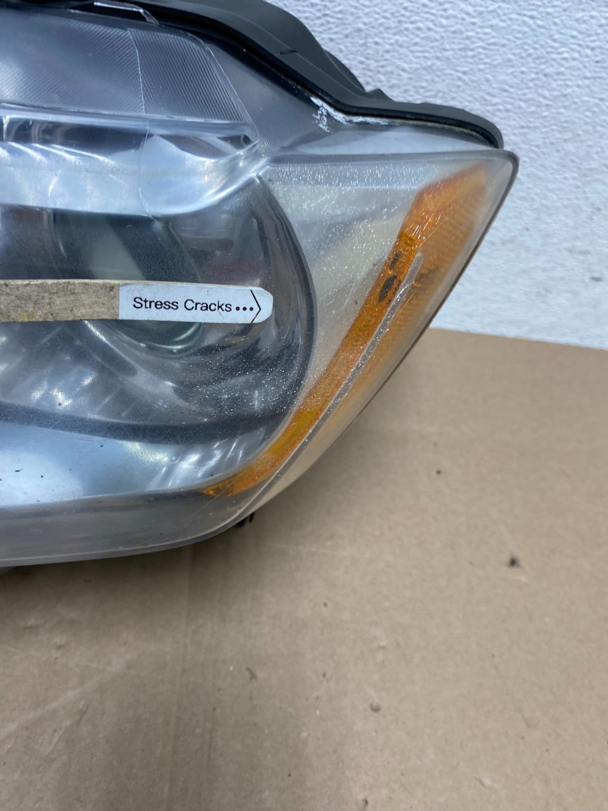 2011-2013 Jeep Grand Cherokee Left Driver LH Xenon Headlight AE5077 DW4