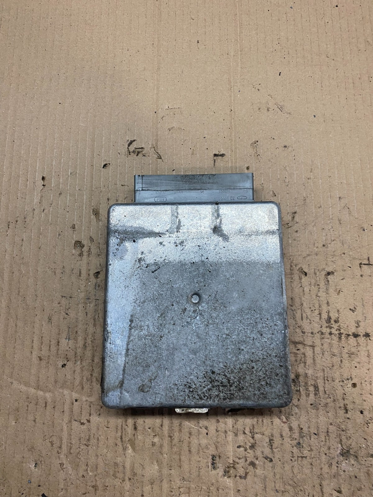 2000 2001 Ford E250 E350 5.4L Van Engine Control ECU Computer Module Q2979 DG0