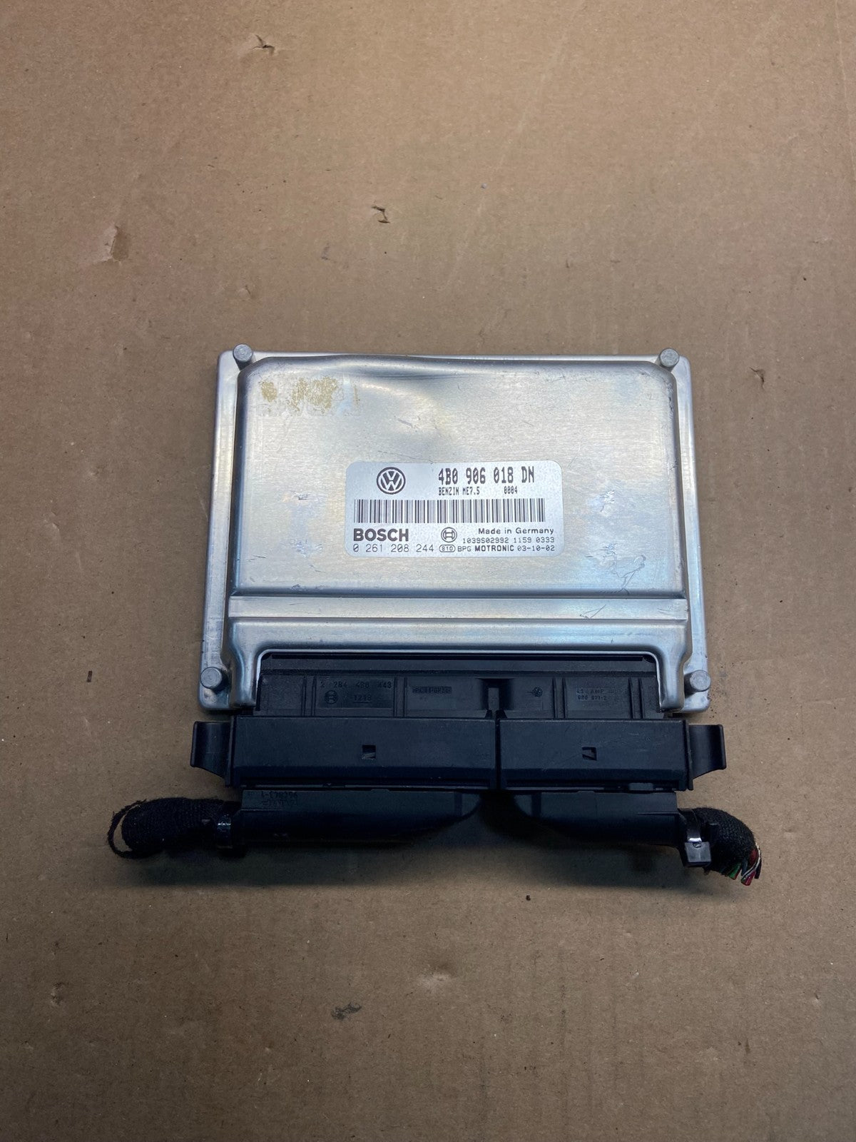 2004 Volkswagen Jetta Passat 1.8L ECM Engine Control Unit ECU ag1555 DG0