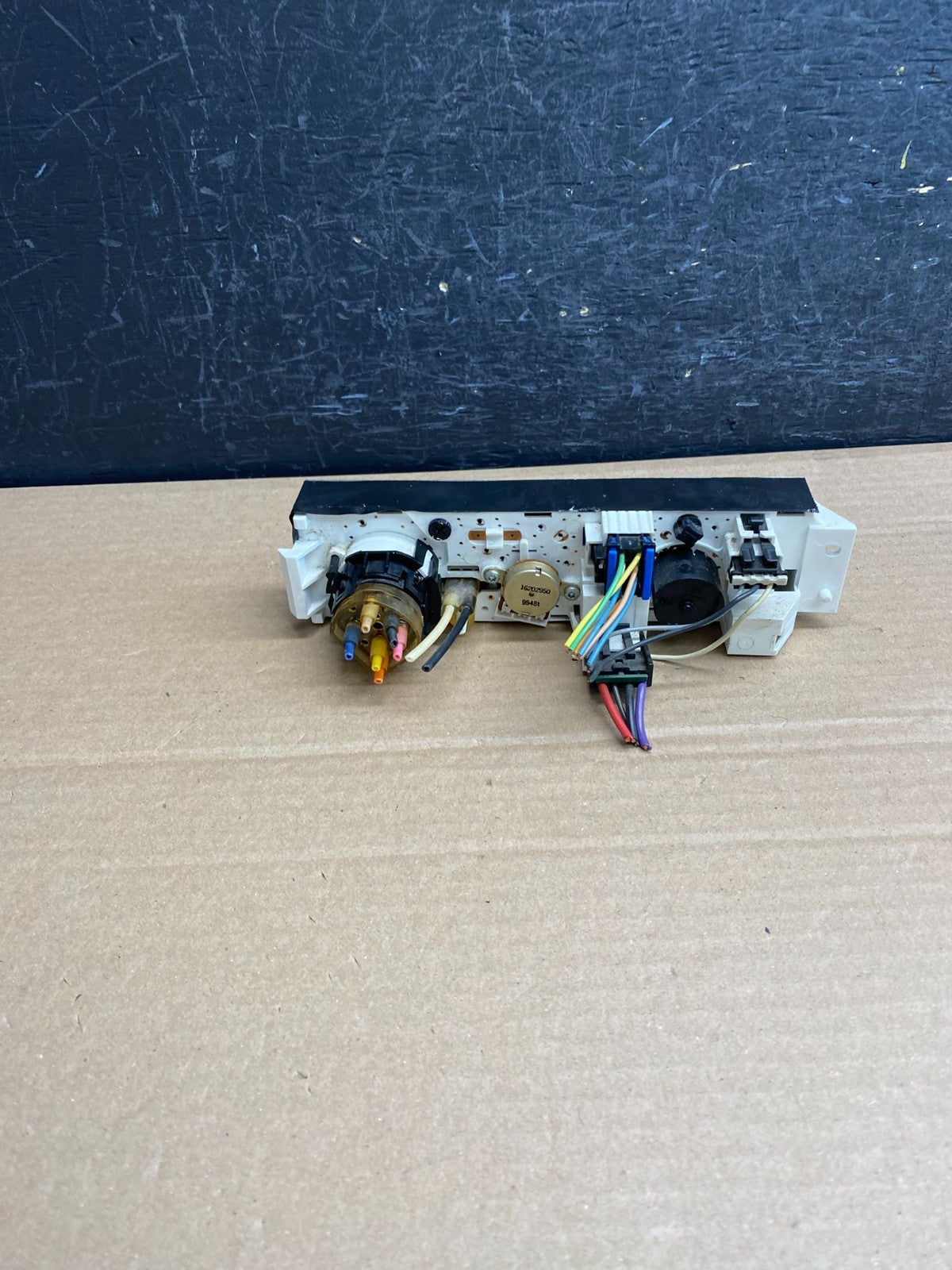 2001 - 2007 GMC Chevrolet Express 1500 Climate Control A/C AF9994 DG3