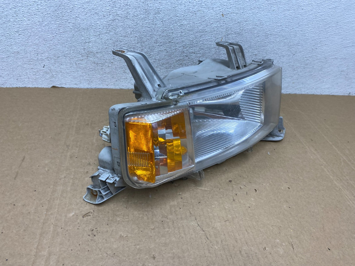 2004 2005 2006 Scion XB Right Passenger RH Halogen Headlight AF9951 DW2