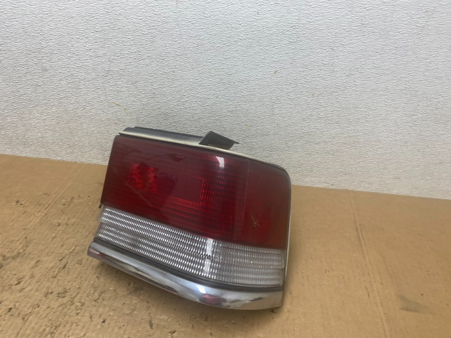 1988 - 1991 Plymouth Acclaim Right Passenger RH SIde Tail Light OEM Q7931 DW1