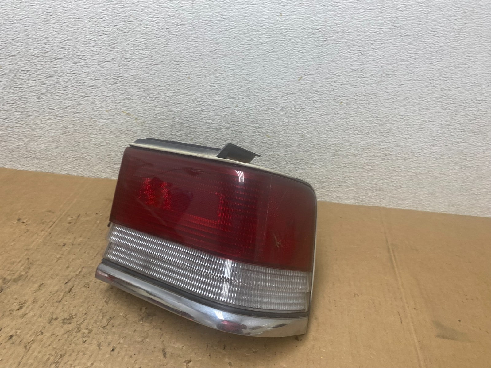 1988 - 1991 Plymouth Acclaim Right Passenger RH SIde Tail Light OEM Q7931 DW1