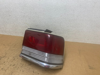 1988 - 1991 Plymouth Acclaim Right Passenger RH SIde Tail Light OEM Q7931 DW1