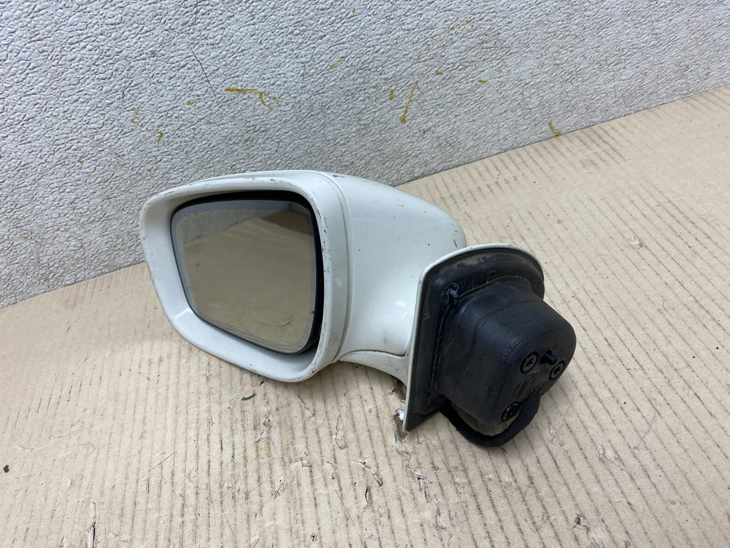 2007-2009 Mercedes E-Class  Left Driver Lh Side Door Mirror Turn Signal O2834 DG9