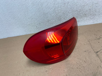 2012-2017 Volkswagen Tiguan Left Driver LH Side Tail Light AG5510 LK2
