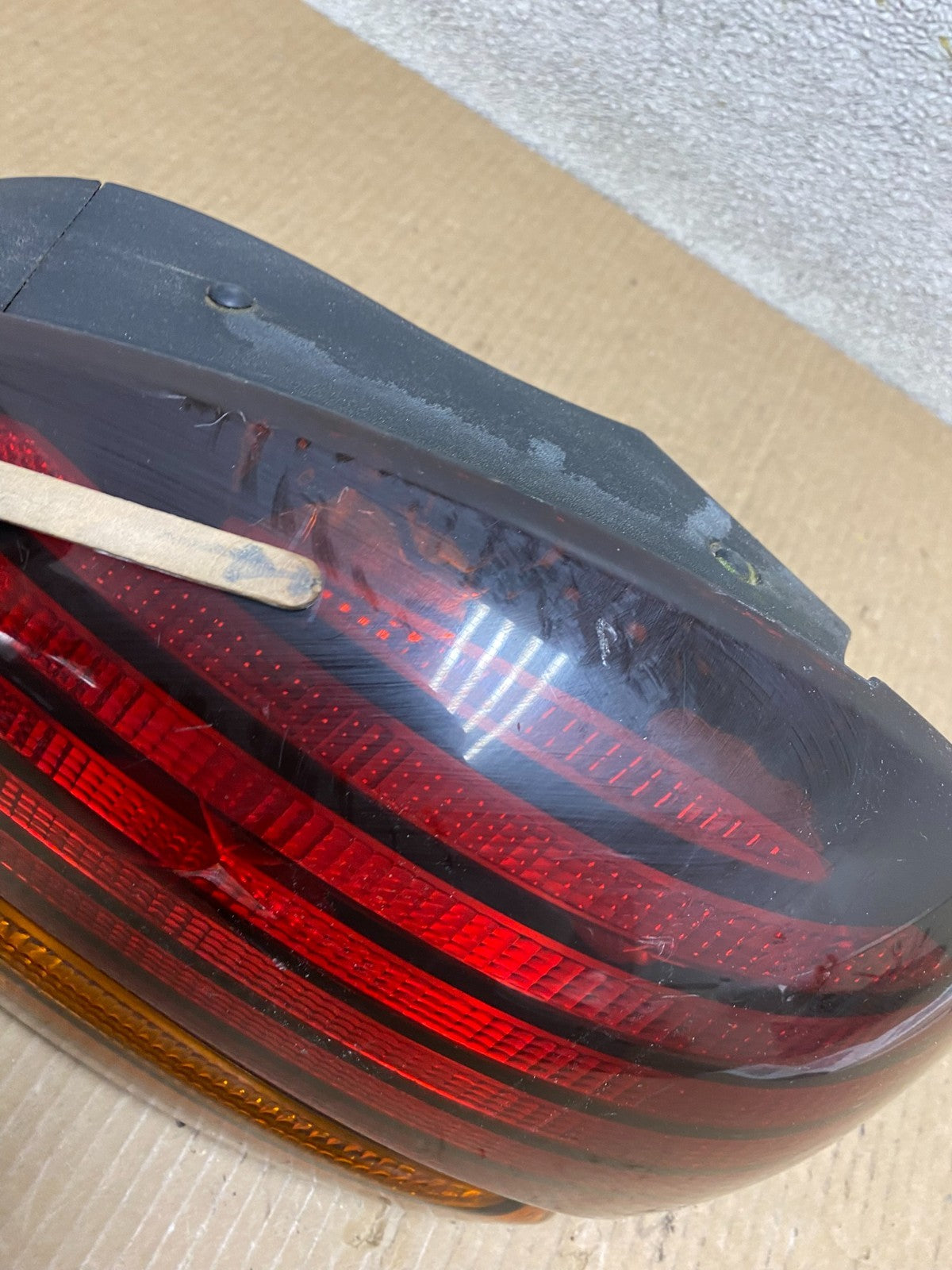 1996-1998 Pontiac Grand AM Right Passenger RH Side Tail Light OEM W3843 DW5