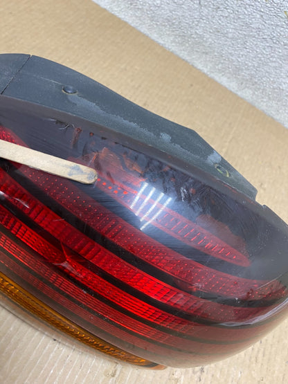 1996-1998 Pontiac Grand AM Right Passenger RH Side Tail Light OEM W3843 DW5