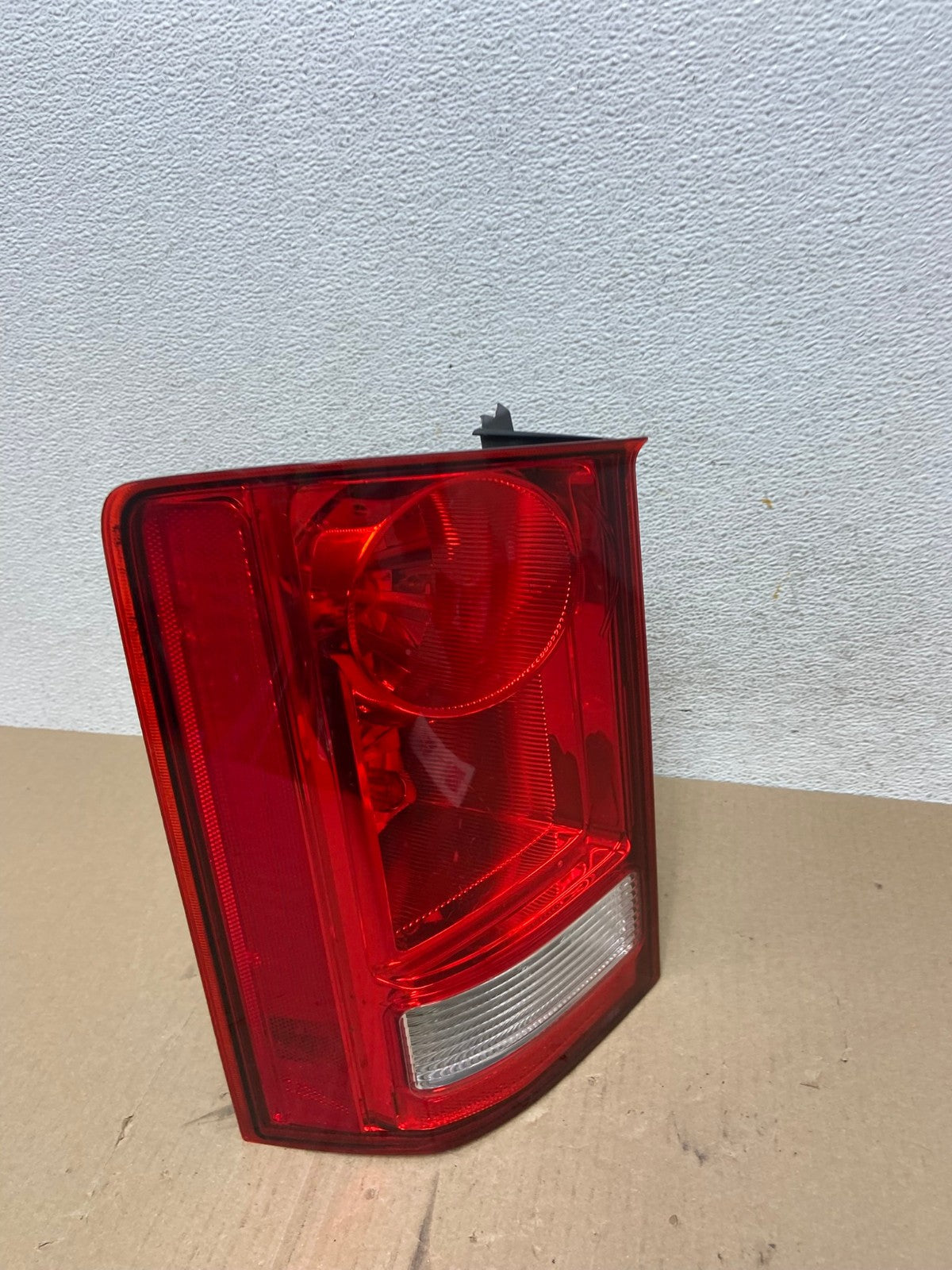 2009 to 2015 Honda Pilot Left Driver Lh Side Tail light AE6998 LK2