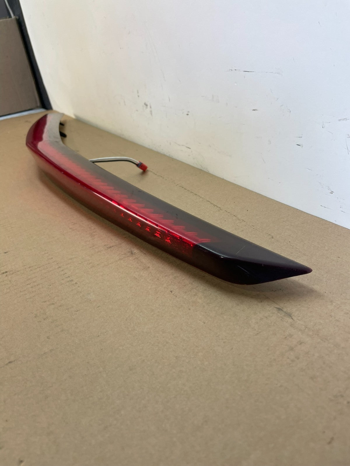 2008-2013 Cadillac Cts Sedan Trunk Lid 3rd Third Brake Tail Light AI4253 DG1