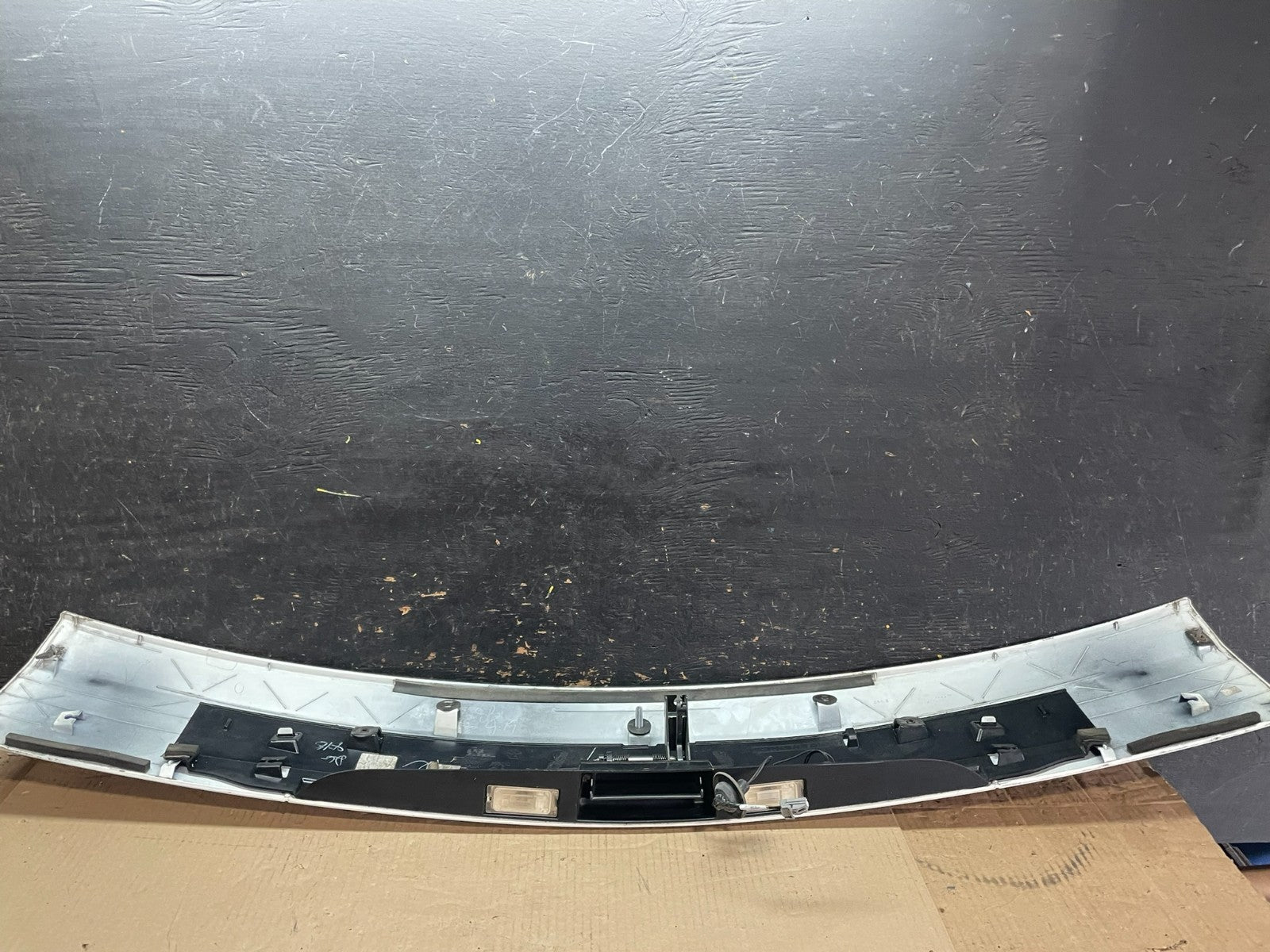 2011-2018 Dodge Grand Caravan Rear Tail Gate Trim Molding Panel OEM u7499 DG6