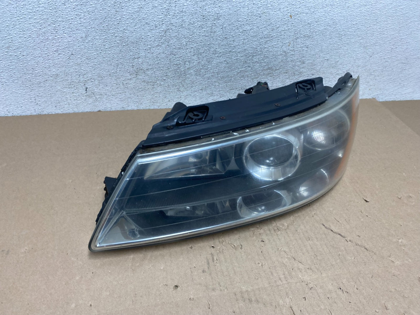 2006 to 2008 Hyundai Sonata Left Driver LH Side Headlight Halogen AG5798 DW2