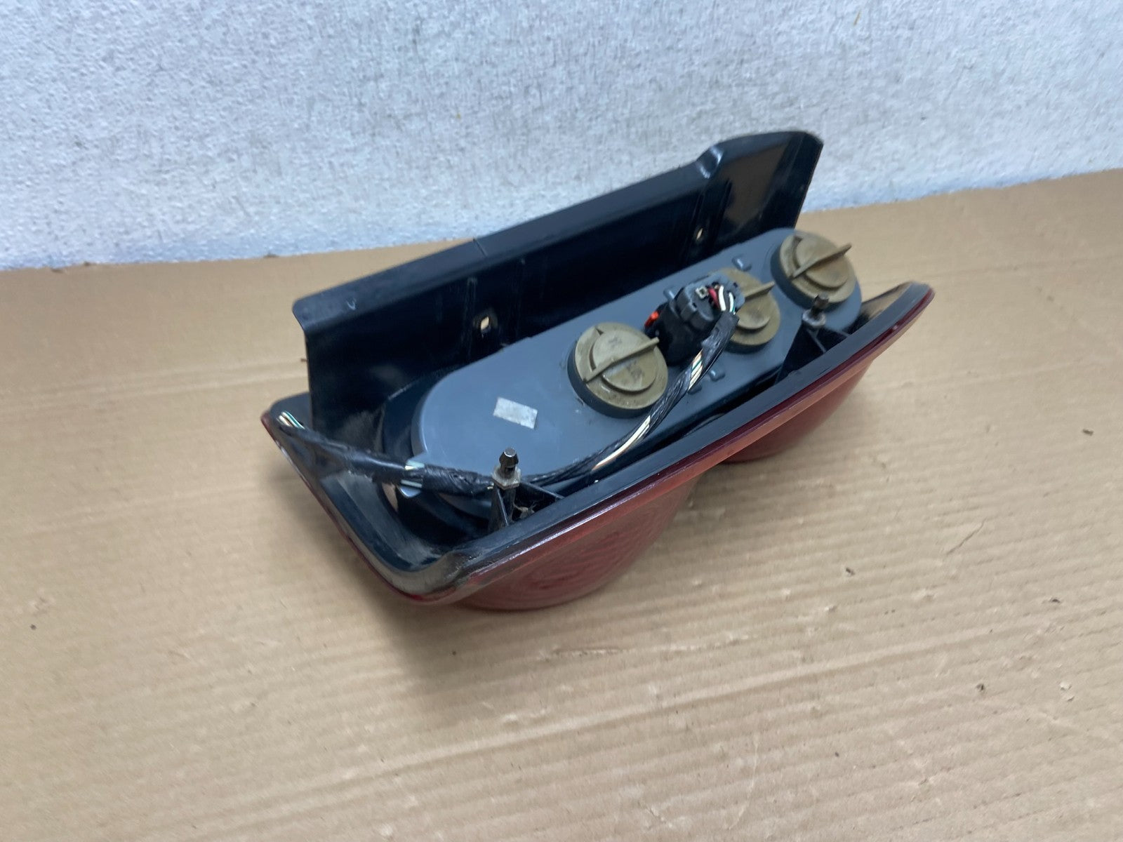 2005 2006 2007 Jeep Liberty Left Driver Lh Side Tail Light AG8887 DW5