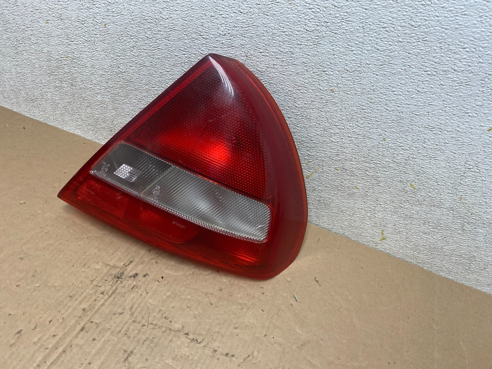 1997 to 1998 Mitsubishi Mirage Right Passenger RH Tail Light Q1634 DG2