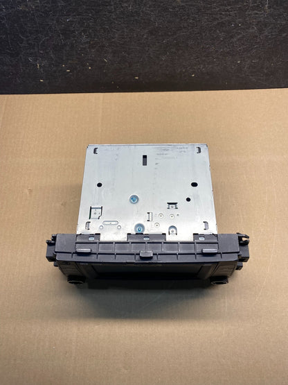2009 2010 2011 Cadillac DTS Navigation Radio Assembly 15869780 AG7442 DG6