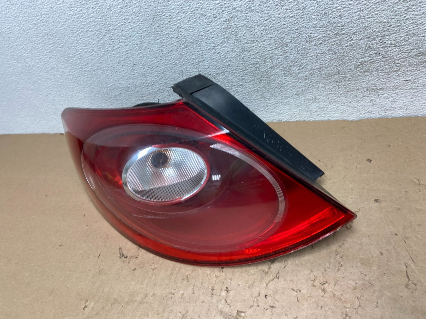 2009-2012 Volkswagen CC Left Driver LH Side Tail Light AG43961
