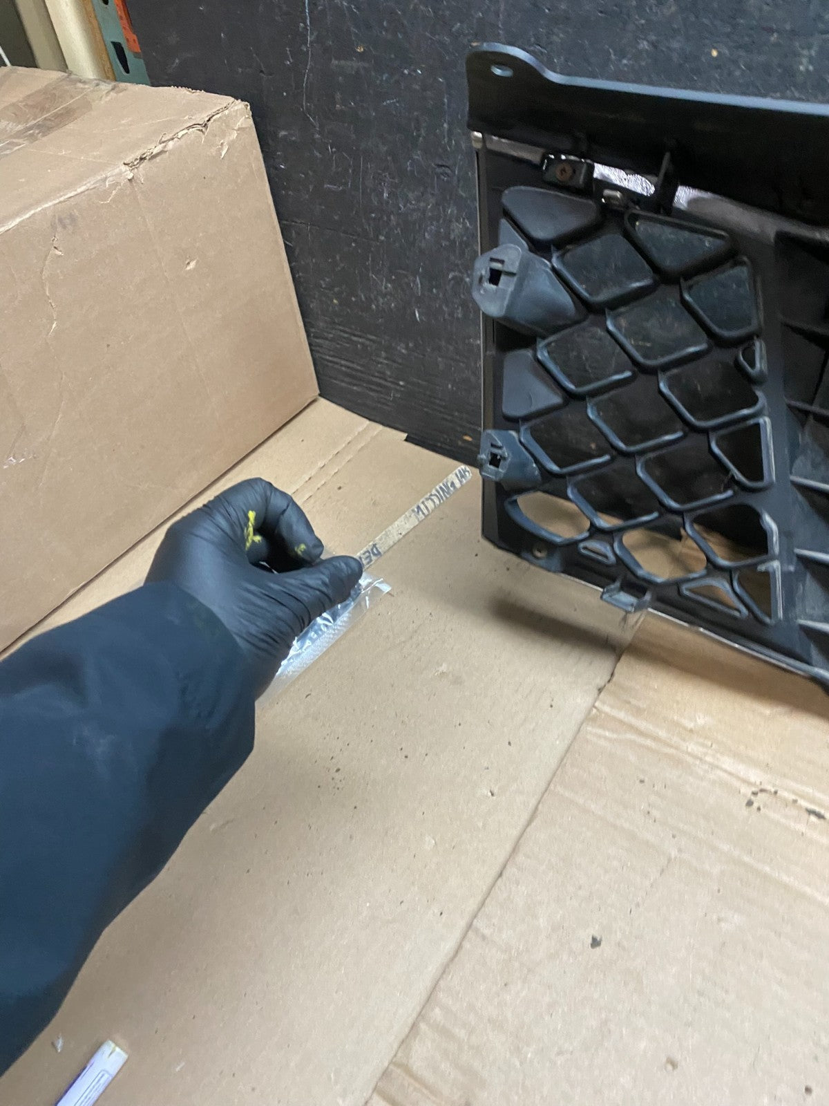 2005 2006 2007 Nissan Pathfinder Chrome Front Upper Grill Grille Oem V2844 DG9