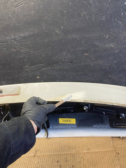 2009 to 2014 Volkswagen Routan Rear Spoiler T6809 DG9